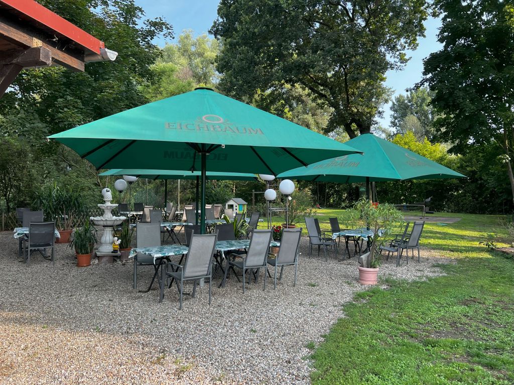 Zum Giggel Biergarten